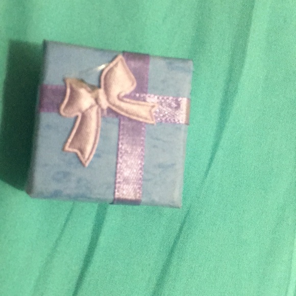 Heart Shaped Ring - Picture 3 of 3